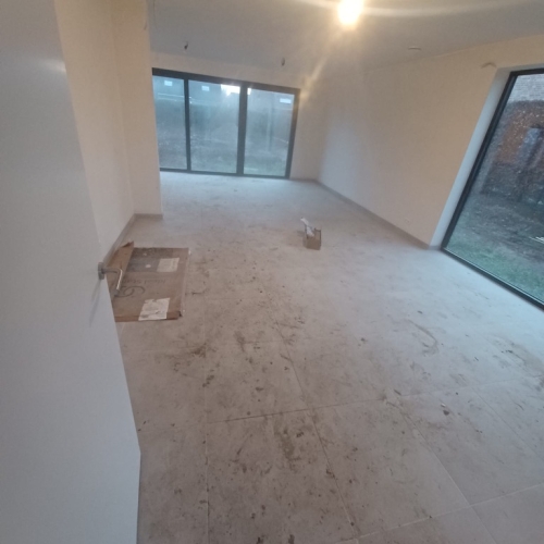 AFD22435 33D8 4622 855B 7E8B051AE792 1 105 C