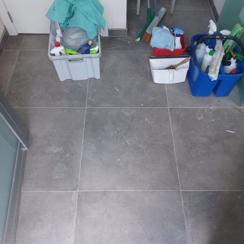 EAEFD0C3 D41F 4853 A71B BCFE67F53380 1 105 C